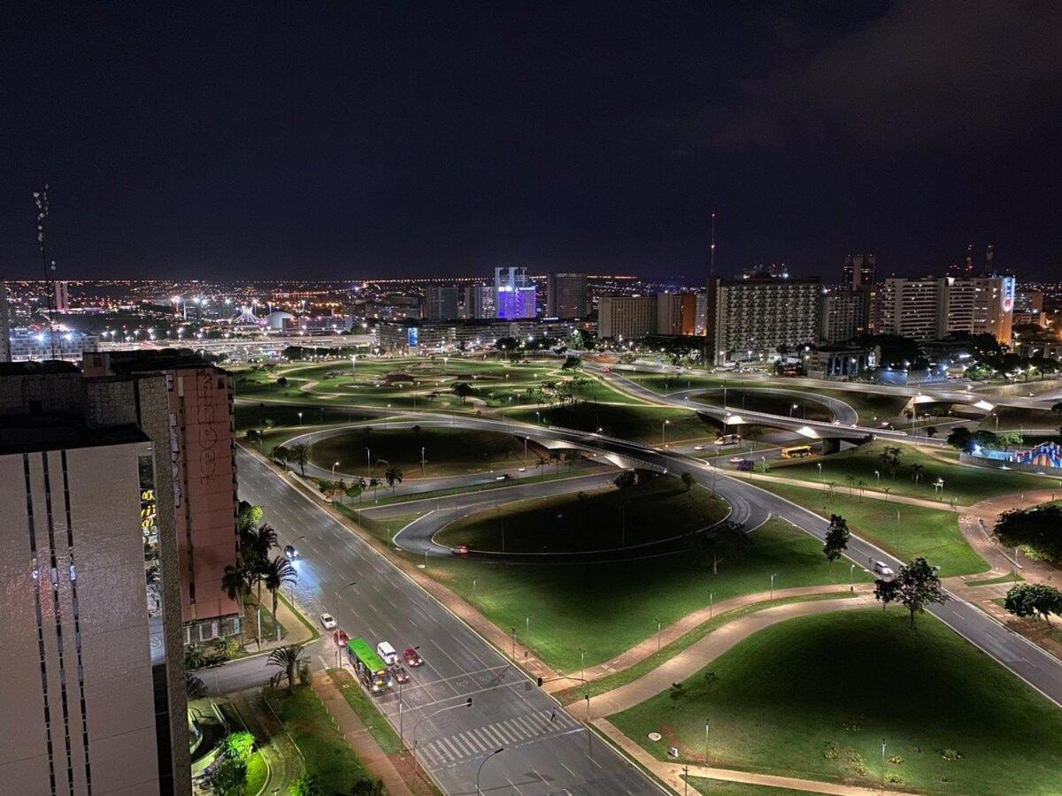 ברזיליה Flat Encantador No 11º Com Vista Pra Torre De Tv מראה חיצוני תמונה